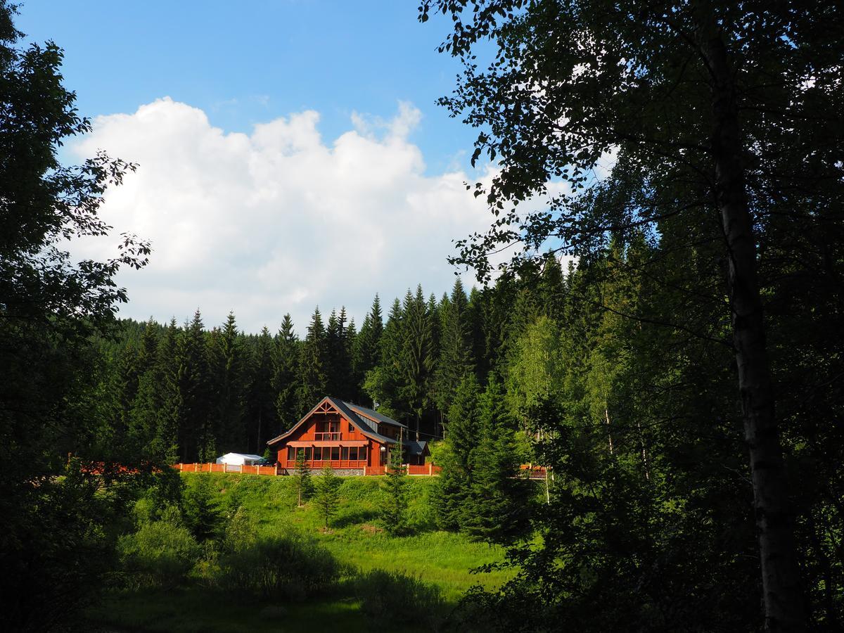 Jezírko lesní restaurant&penzion Jáchymov Exterior foto