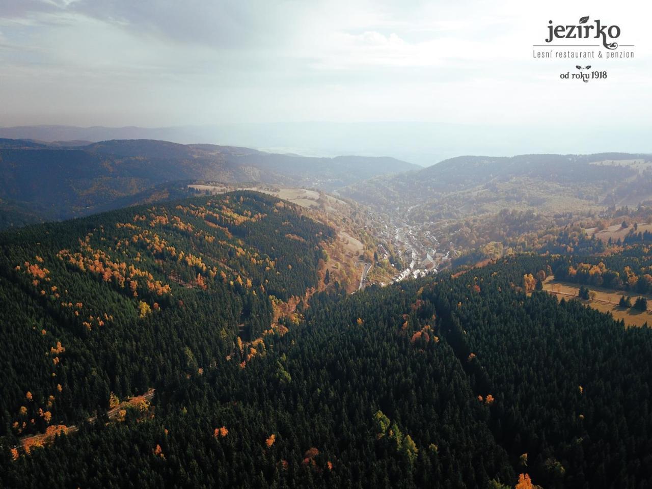 Jezírko lesní restaurant&penzion Jáchymov Exterior foto