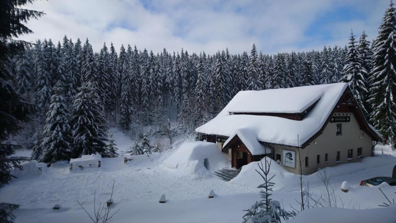 Jezírko lesní restaurant&penzion Jáchymov Exterior foto